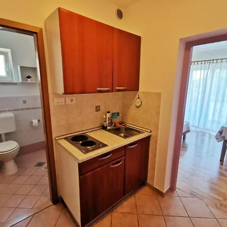 Apartments Sokolic Nerezine Exterior photo