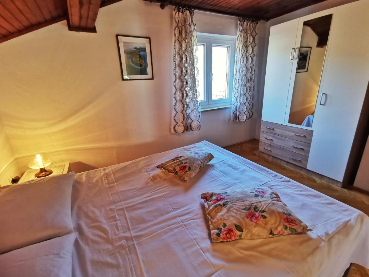 Apartamento Sokolic Nerezine